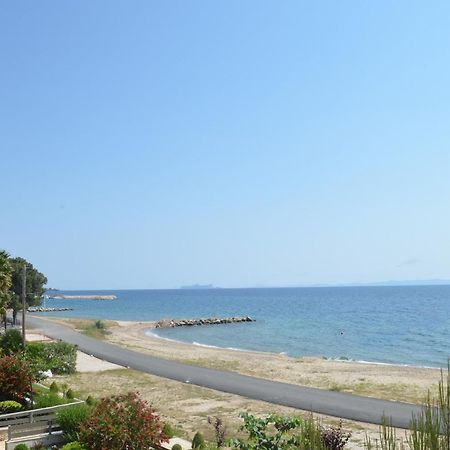 Lemon Beach Front Apartment, Nikiti Exterior foto