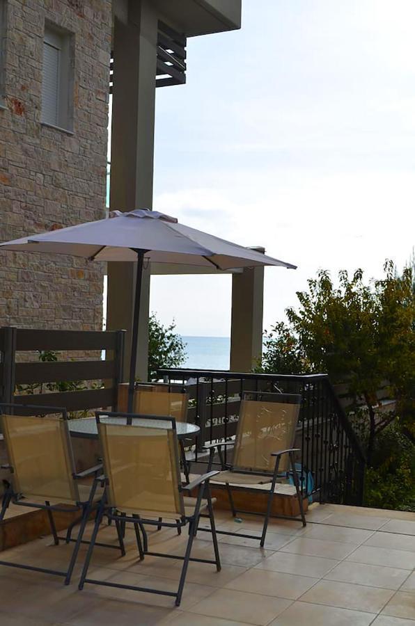 Lemon Beach Front Apartment, Nikiti Exterior foto
